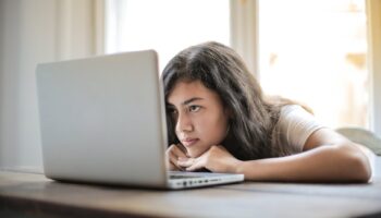 How to copy files on Windows using a file copy software