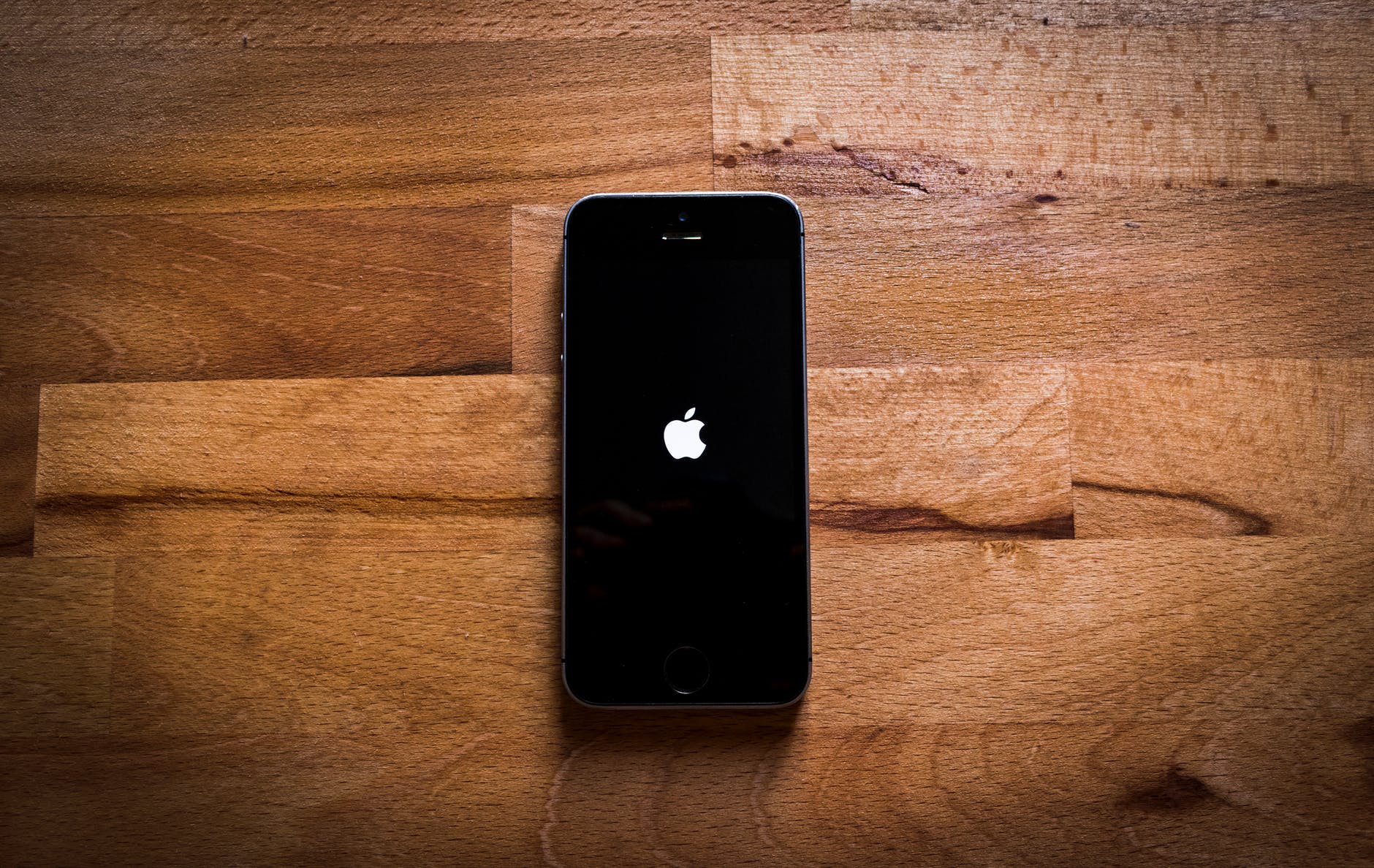 Read more about the article How To Hide IP Address On iPhone: 4 Surest Ways